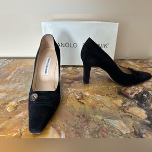 Manolo Blahnik Black Suede Heels Size 8 1/2 B Vintage